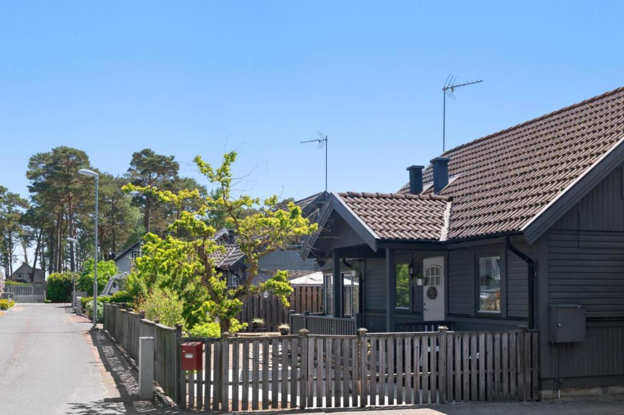 Charming 2-Floor House By The Sea In Ahus Sweden Villa Eksteriør billede