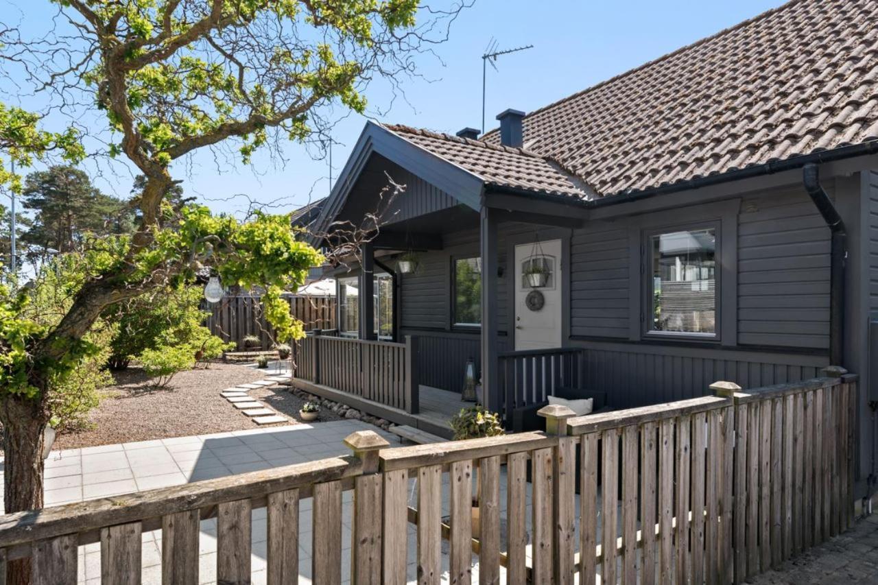 Charming 2-Floor House By The Sea In Ahus Sweden Villa Eksteriør billede